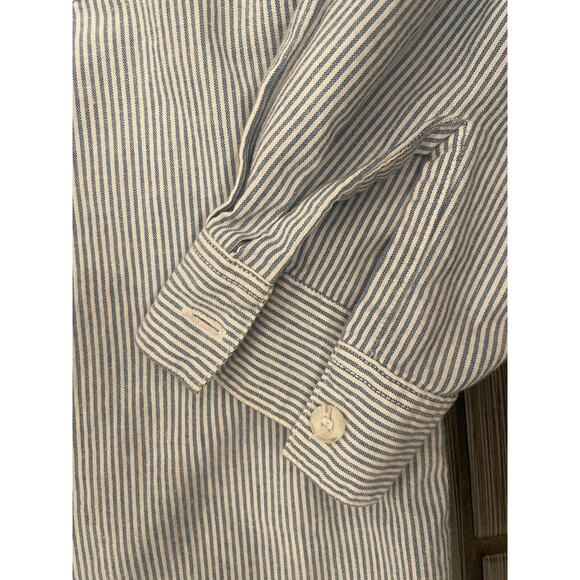 Vintage Womens Holiday Embroidered Blue Pinstripe Button Down Shirt Size Medium - Picture 7 of 8